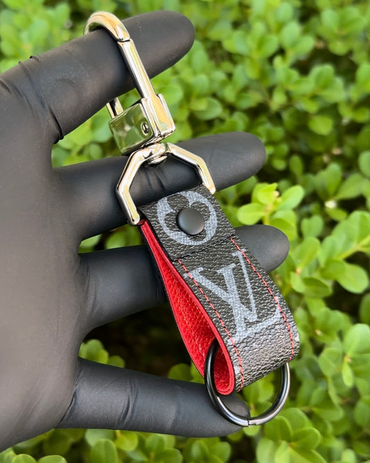 Swivel Keychain - Red Mini