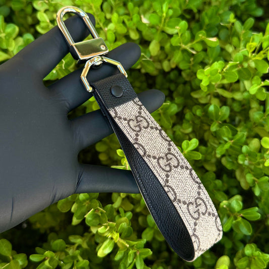 GG x Black Full Strap Swivel Keychain