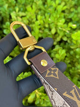 Load image into Gallery viewer, Double-sided Keychain BRASS
