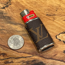 Load image into Gallery viewer, Mini Brown Lighter Case
