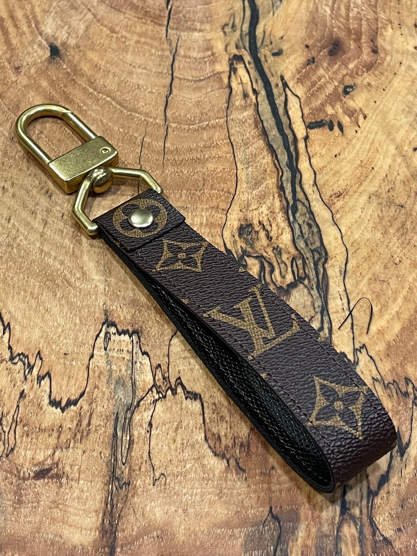Brown Monogram Full Strap Swivel Keychain