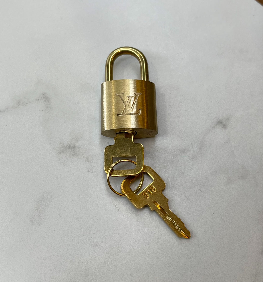 Brass Lock and Key Set