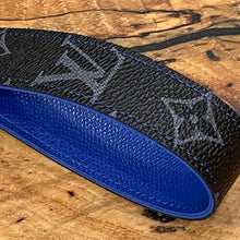Black on Blue Swivel Keychain